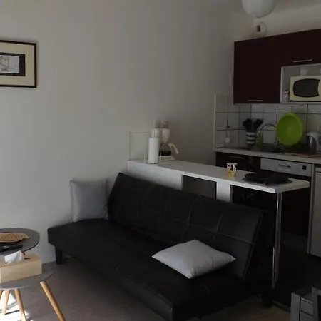 T2 ,parking Prive,terrasse, 10 Mns A Pieds De La Cite Corsaire Et Ses Plages Apartment Saint-Malo